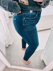 Judy Blue Lydia Mid Rise Vintage Raw Hem Skinny Jeans